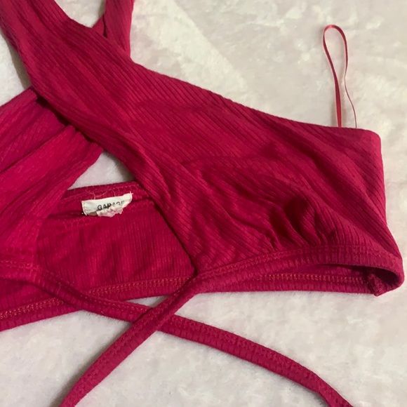 garage wrap around bra top - size medium💕💕 - Picture 3 of 4